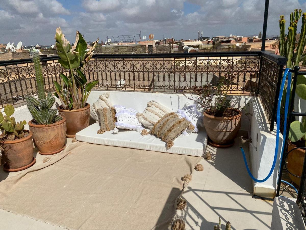 Magnifique Riad dans la médina Marrakesh Exterior foto